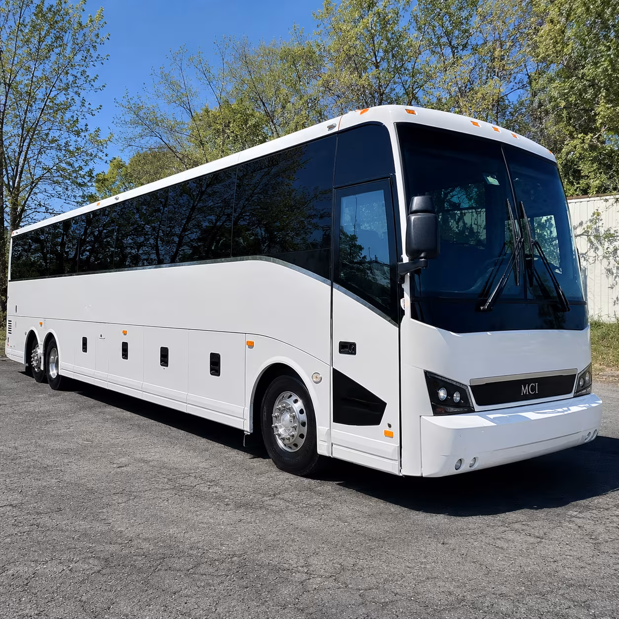 bus rentals for groups heading to ball arena and fiddler s green in denver