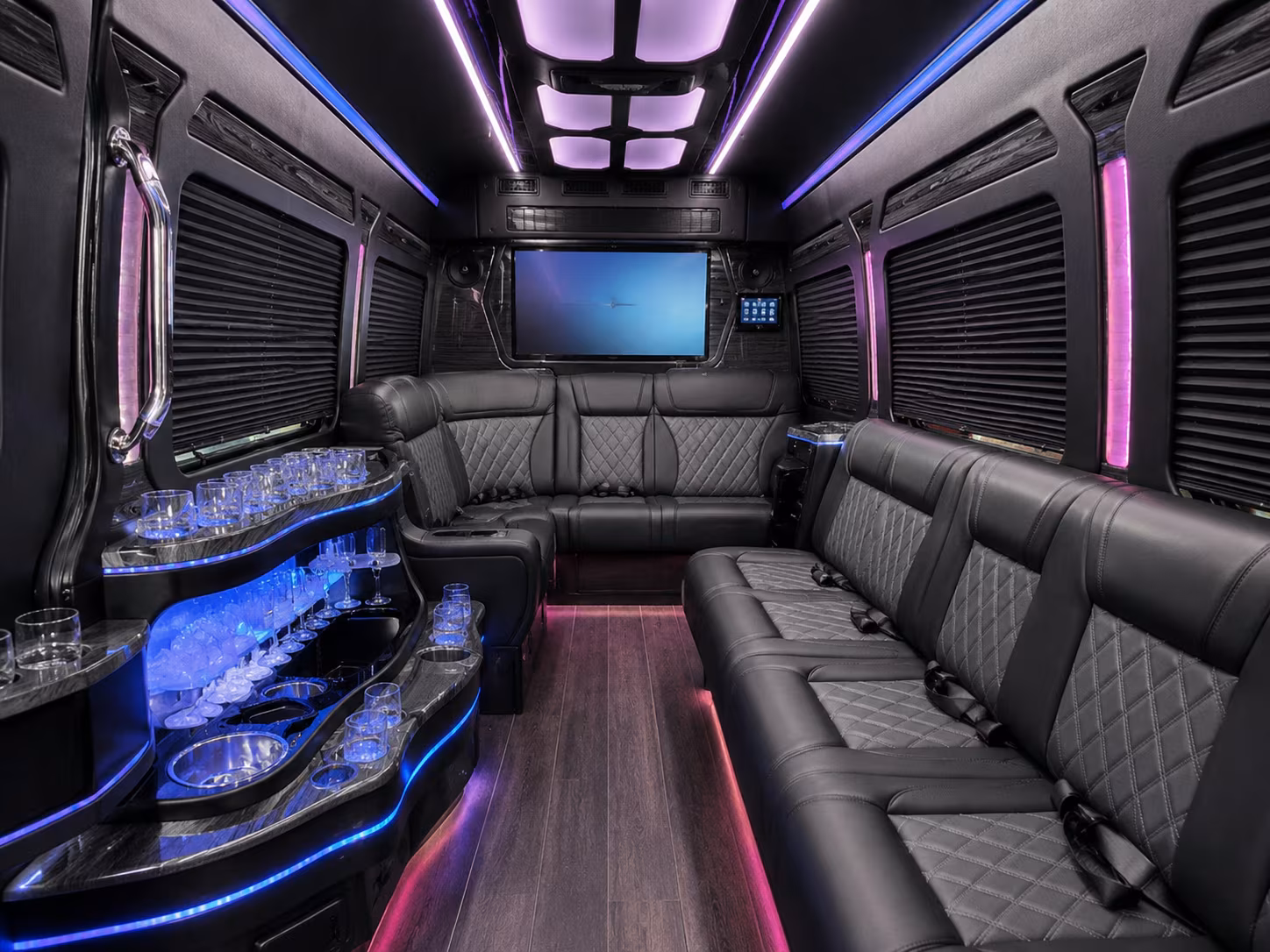 prom bus rentals for rye and colorado city students coming into pueblo